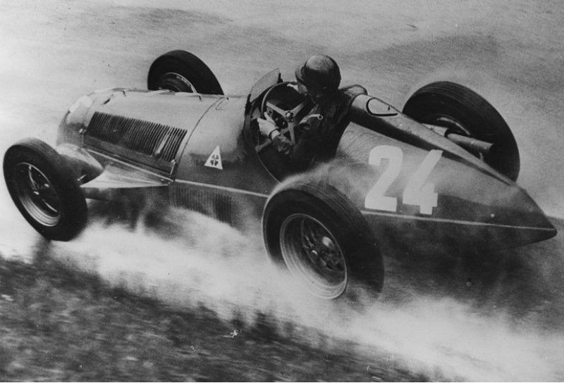 Fangio Won the 2nd Formula 1® Championship