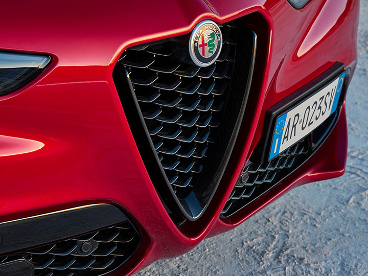 EXQUISITE EXTERIOR